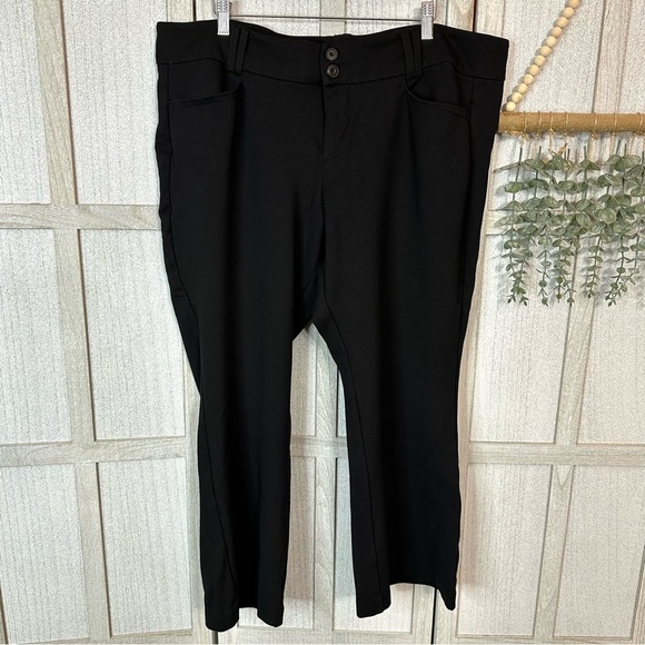 Studio Torrid Trouser Boot Studio Luxe Ponte Mid-Rise Pant Plus 22 Short Stretch - Picture 7 of 12